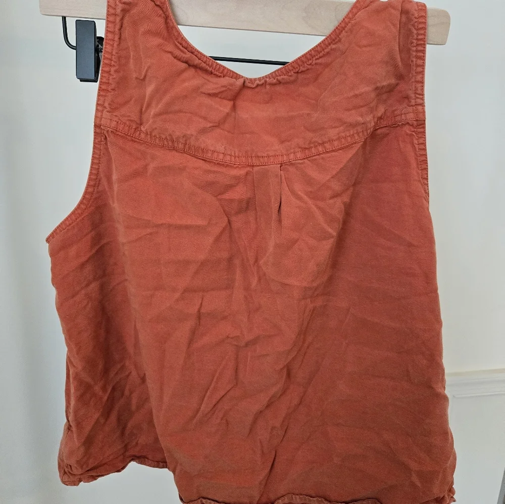 Universal Thread Rust Button-Front Tank Top - Picture 3 of 3